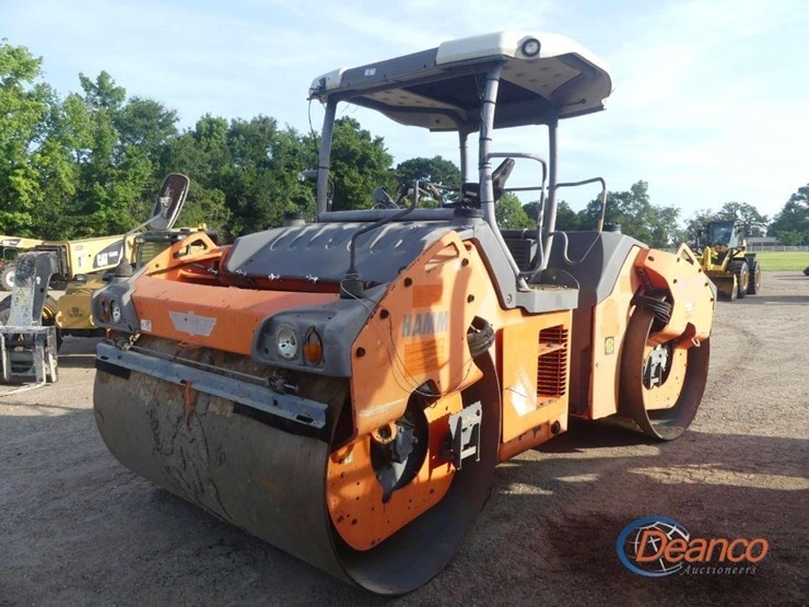 2011-hamm-hd140-image-2