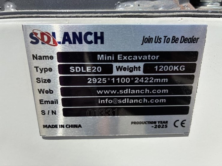 2025-sdlanch-sdle20-hydraulic-excavator-image-24