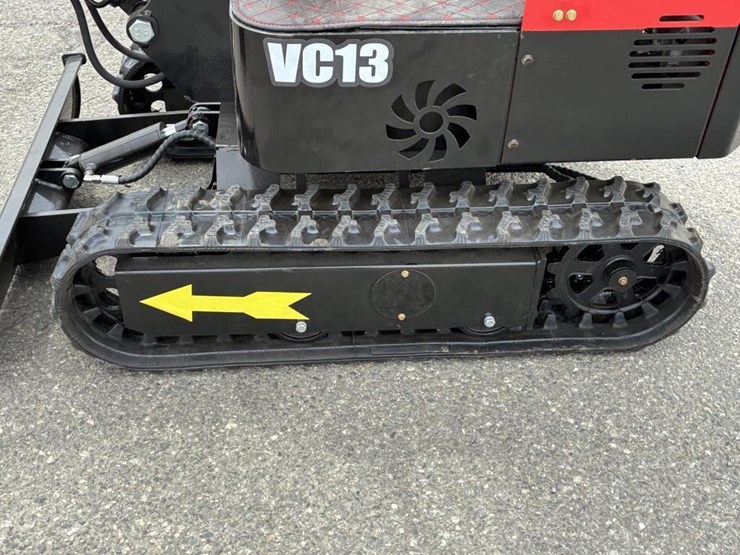 2025-vicsec-vc13-hydraulic-excavator-image-13