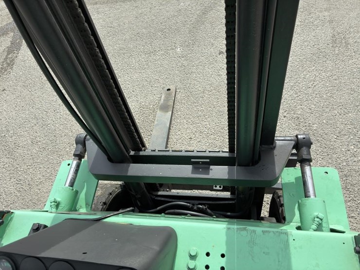 mitsubishi-fg23-forklift-image-8