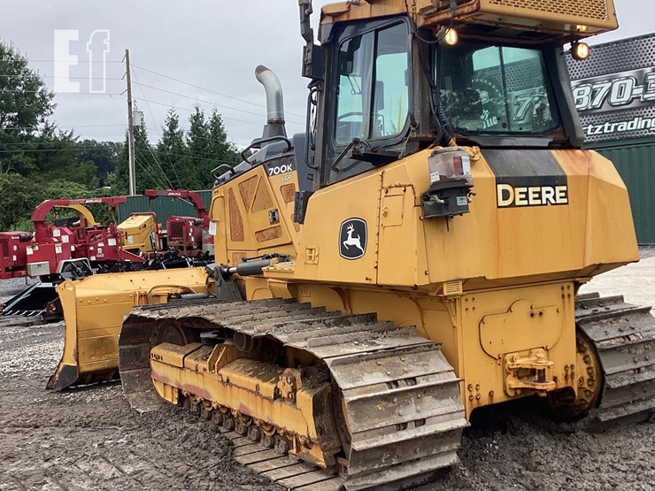 2018-deere-700k-lgp-image-2