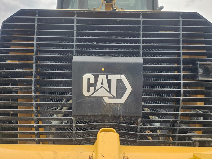 2023-caterpillar-953-image-34