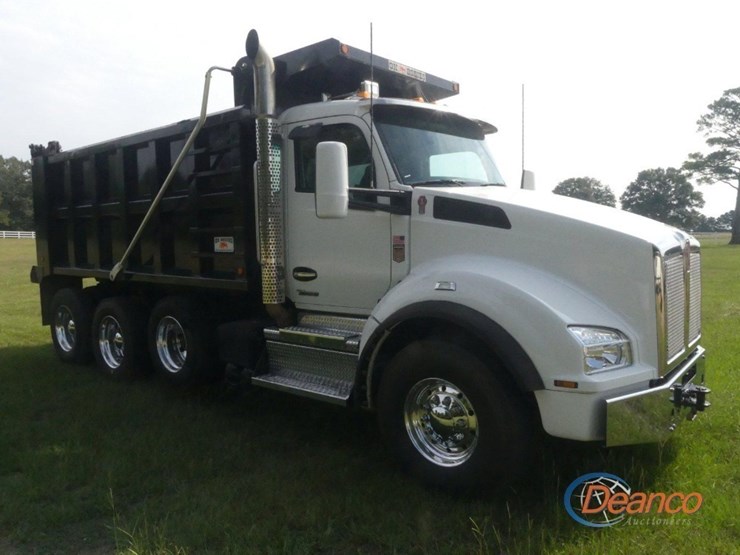 2024-kenworth-t880-image-1