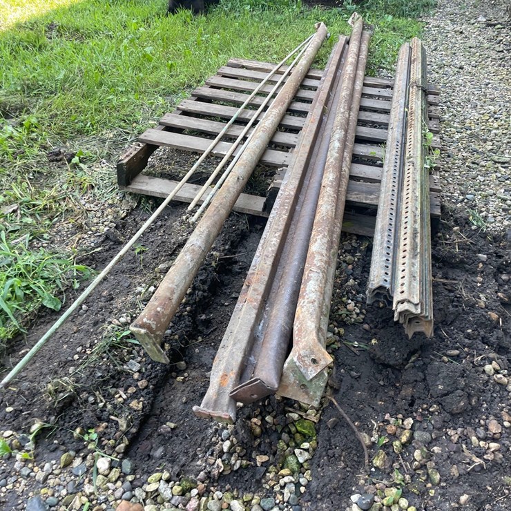 Fence Brace Post