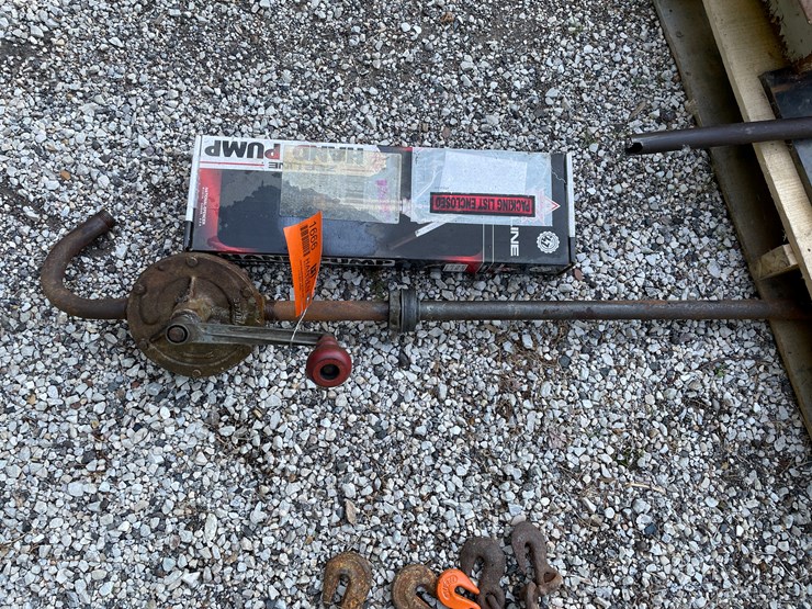 #1666-•-zee-line-hand-pump-image-1