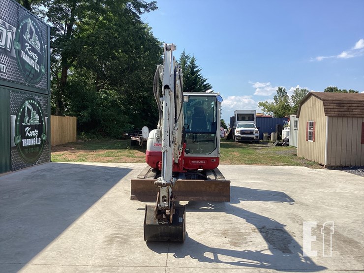 2018-takeuchi-tb260-image-8