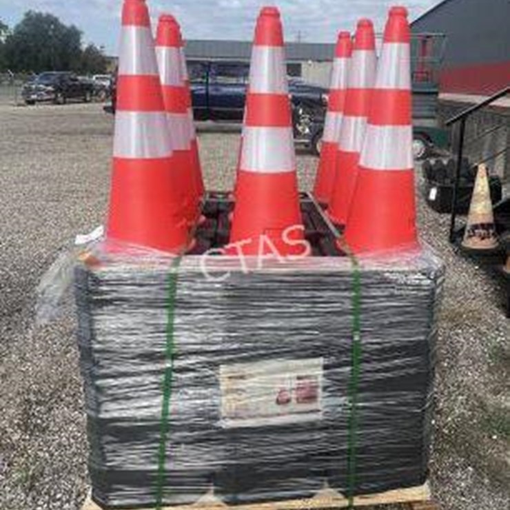 #106 • (250) Traffic Cones
