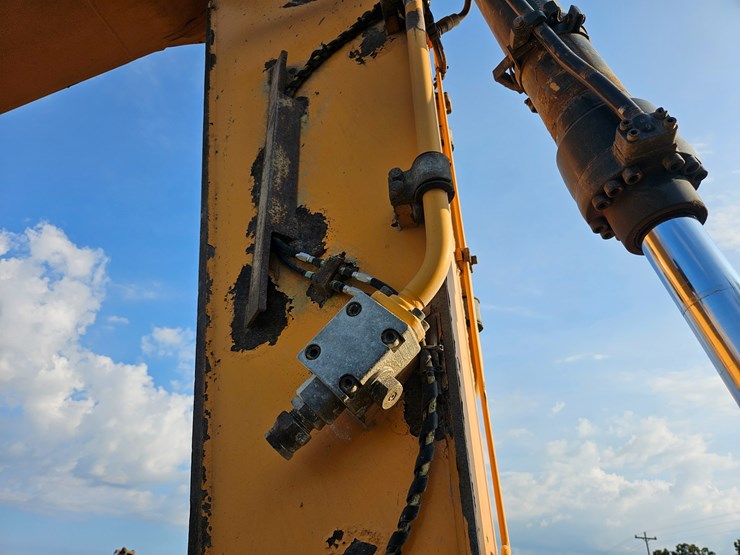 #21999-•-2020-hyundai-hx220lc-excavator-image-85