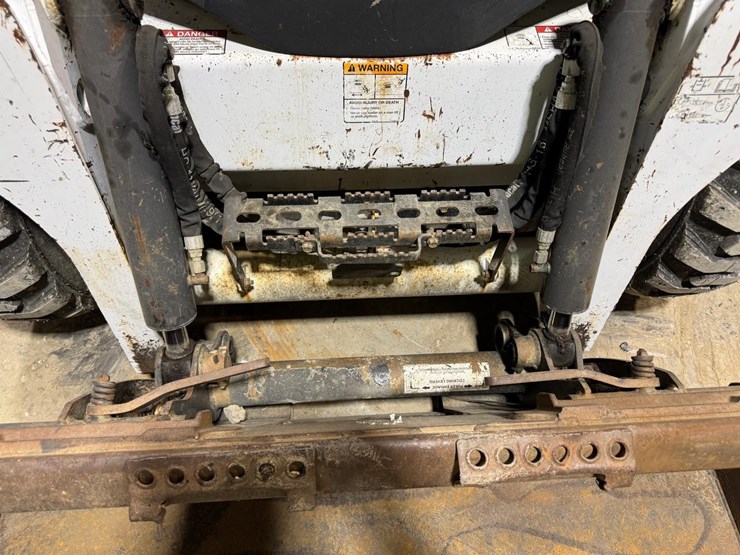2019-bobcat-s550-image-10