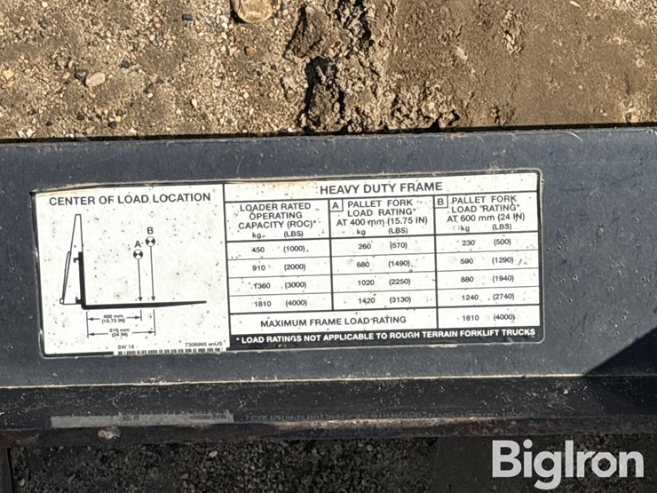 bobcat-48”-hd-walk-thru-skid-steer-pallet-forks-image-16