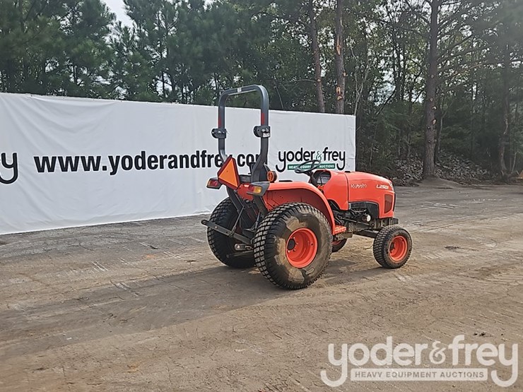 2020-kubota-l2501f-image-5
