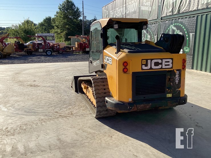 2017-jcb-320t-image-2