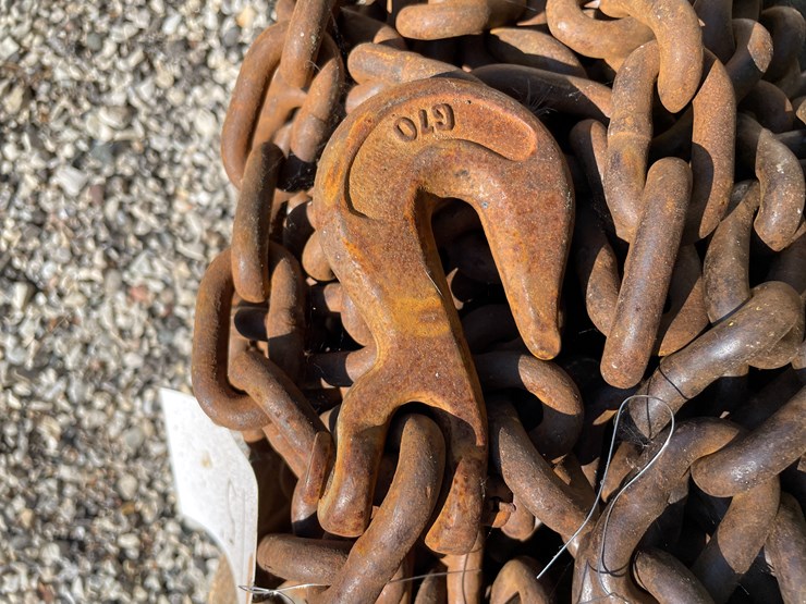 #1688-•-(2)-chains-with-hooks-image-2