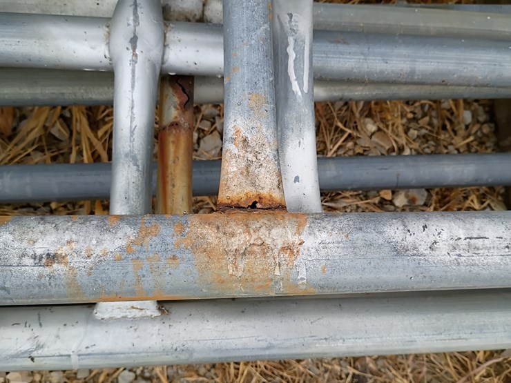 #21589-•-7--galvanized-corral-panels-image-20