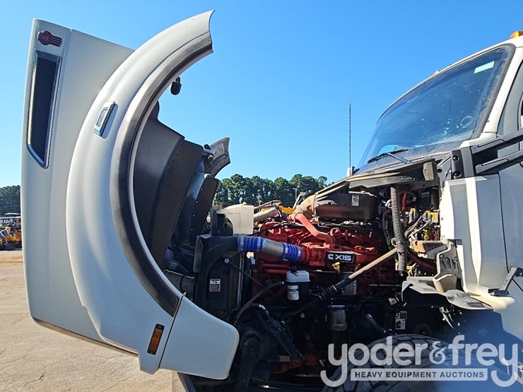 2023-kenworth-t880-image-20