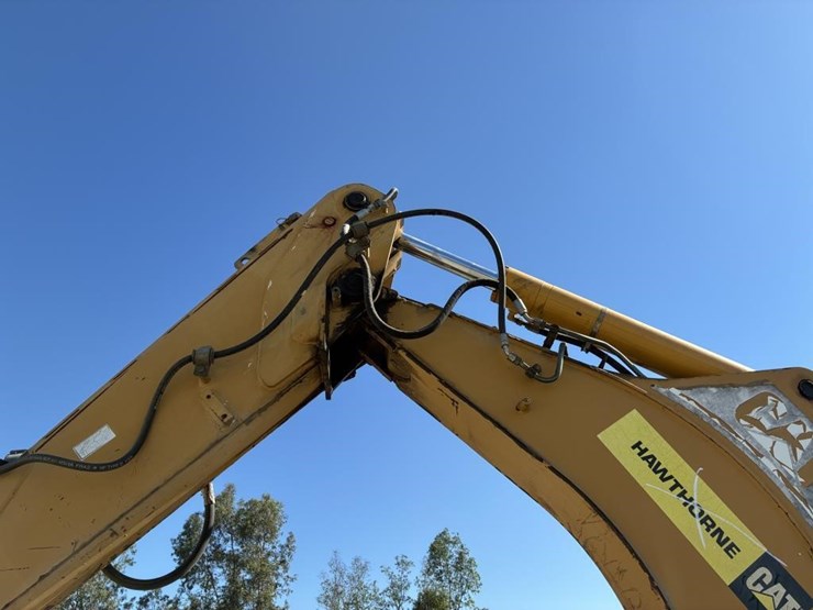 2005-caterpiller-420d-loader-backhoe-image-14