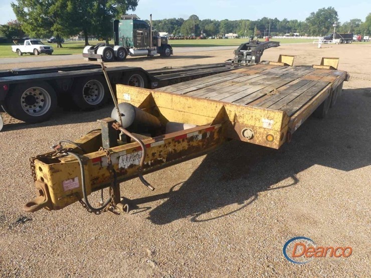 2001-eager-beaver-10ha-tag-trailer,-s/n-112htn3052l058712:-t/a,-pintle-hitch,-19'-deck,-5'-dovetail,-fold-down-ramps,-air-brakes,-16"-wheels,-two-10000-lb.-axles-image-9