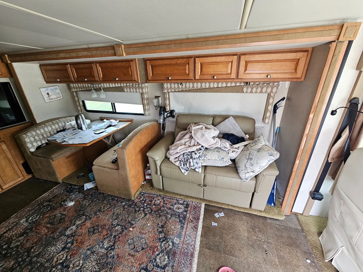 #21543-•-2014-ford-f53-motorhome-image-48
