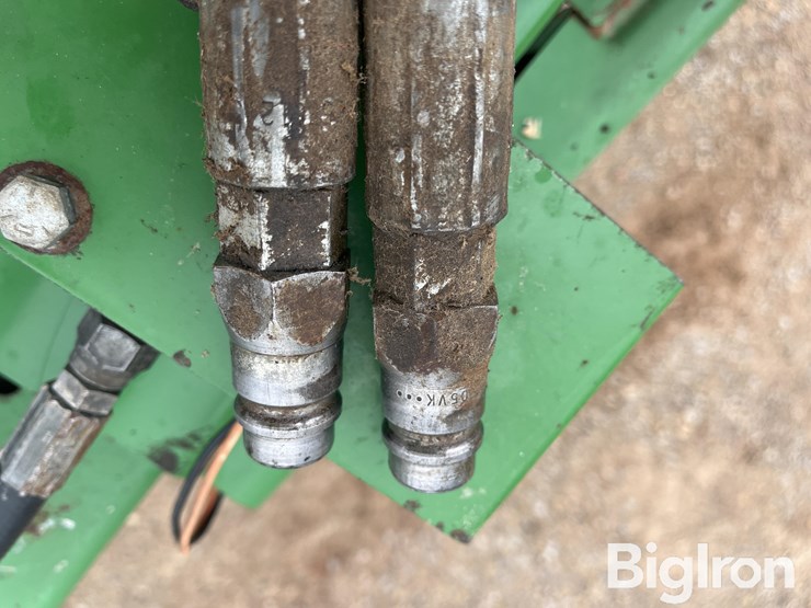 2002-john-deere-3975-image-12