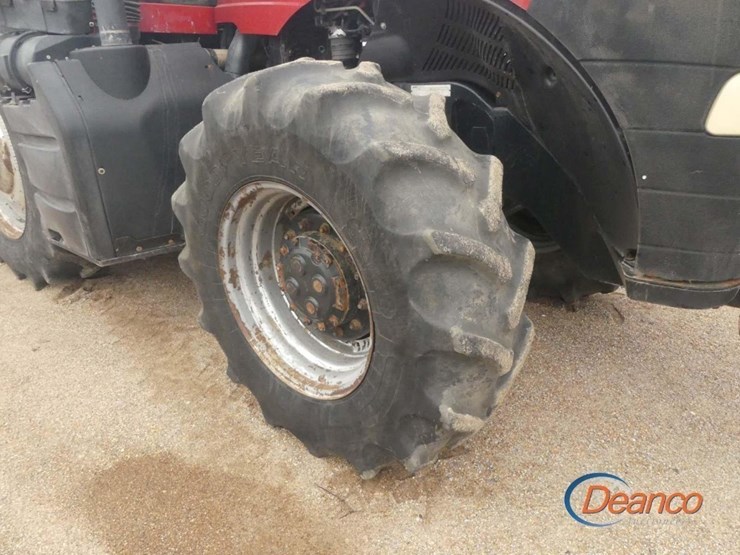 2014-case-ih-magnum-235-image-10