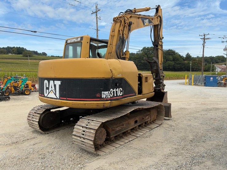 2004-caterpillar-311c-image-5