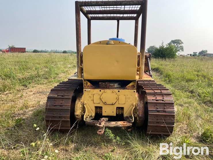 caterpillar-d6-image-6