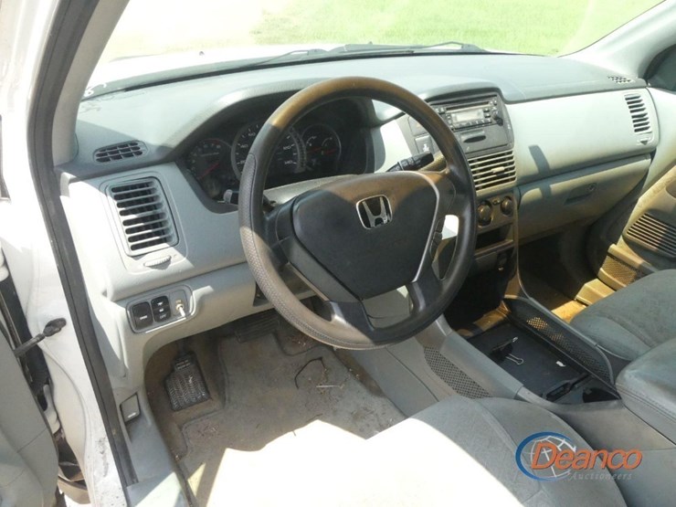 2005-honda-pilot-image-8