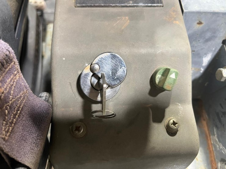 takeuchi-tb235-image-27