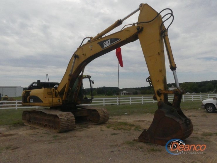 2004-caterpillar-330cl-image-1