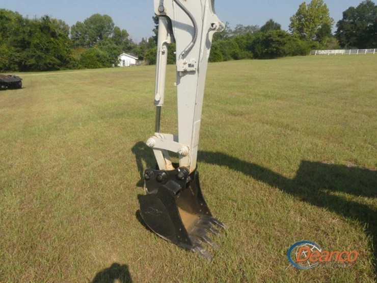 takeuchi-tb335r-image-5