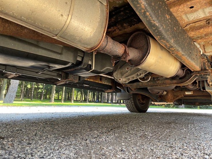 2015-ford-f250-xl-image-26