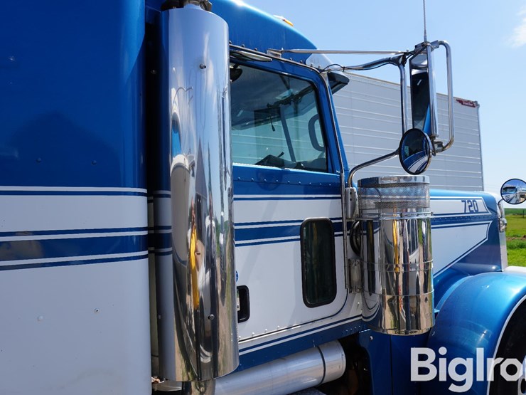 2007-peterbilt-379-image-11