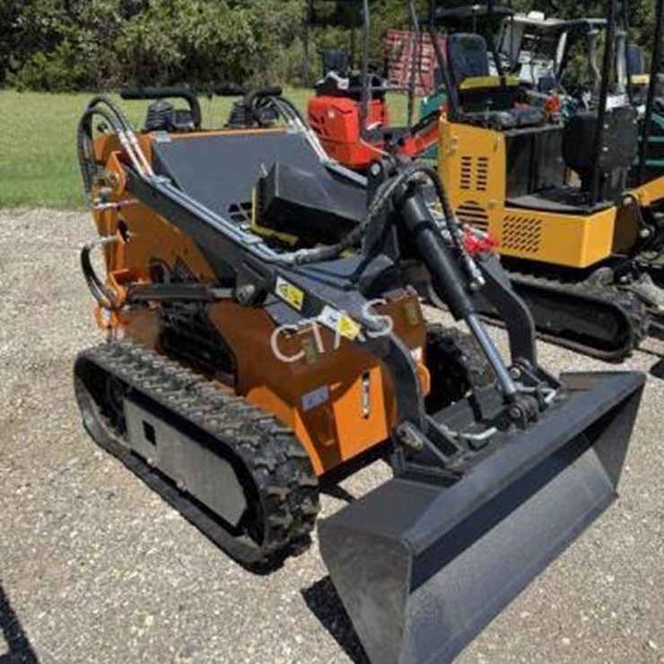 #43 • Land Hero Mini Skid Steer
