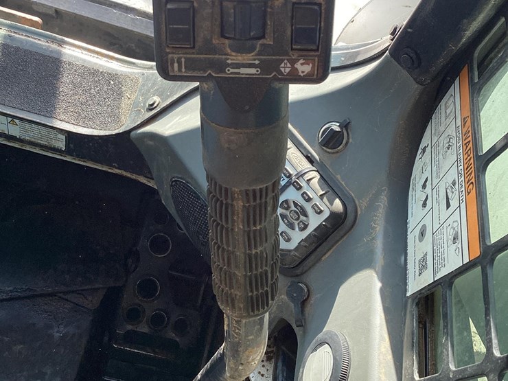 2019-bobcat-t650-image-17