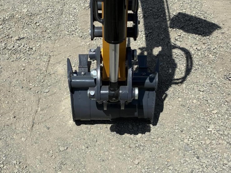 2025-sdlanch-sdle20-hydraulic-excavator-image-10