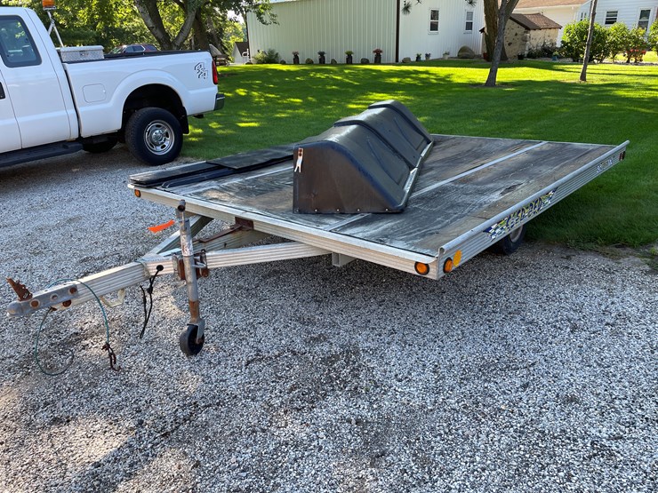 #1583-•-sled-bed-10'-snowmobile-trailer-(no-title)-image-1