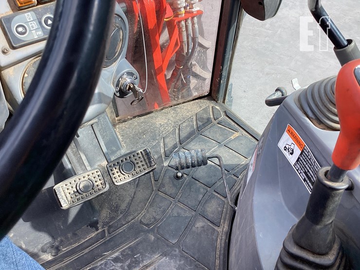 2019-kubota-m5-091-image-17