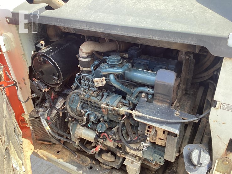 2012-bobcat-s630-image-12
