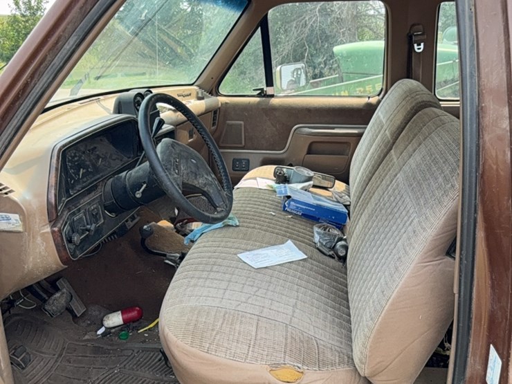 1987-ford-f250-xlt-lariat-image-8