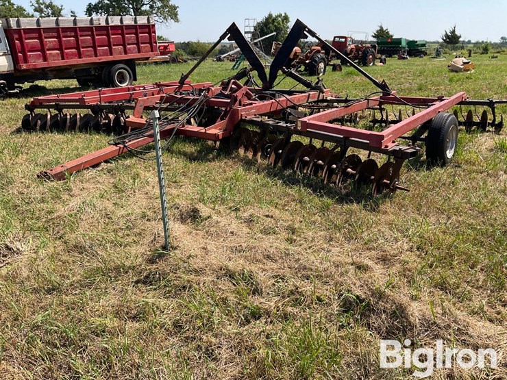 case-ih-496-image-1