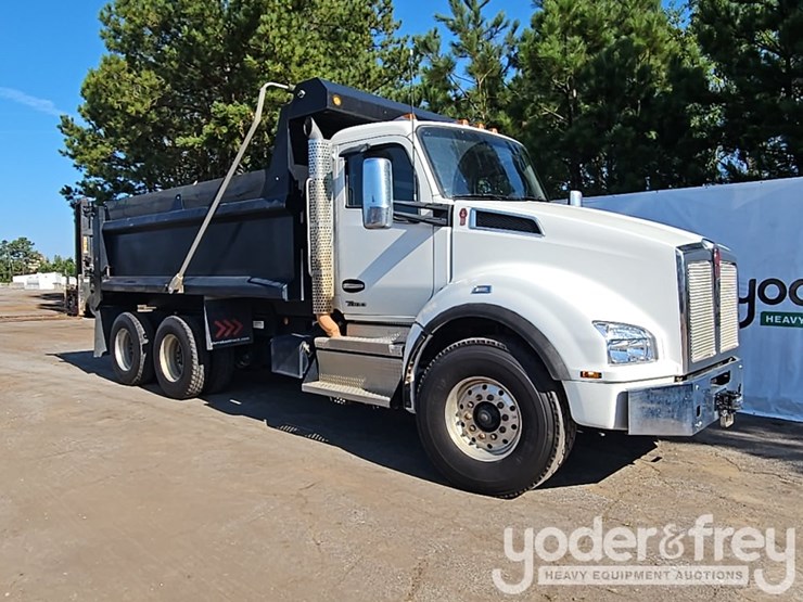 2023-kenworth-t880-image-7