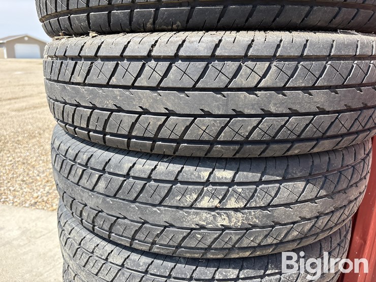 rainier-st-st235/80r16-trailer-tires-image-14