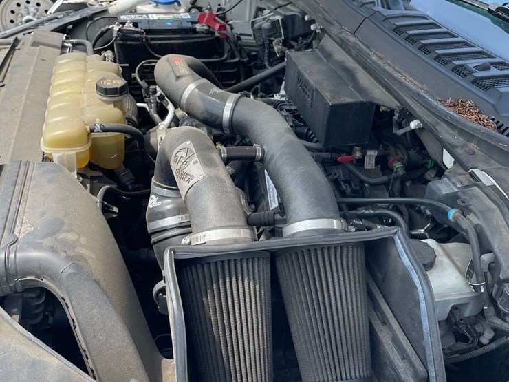 2020-ford-f150-xl-image-26