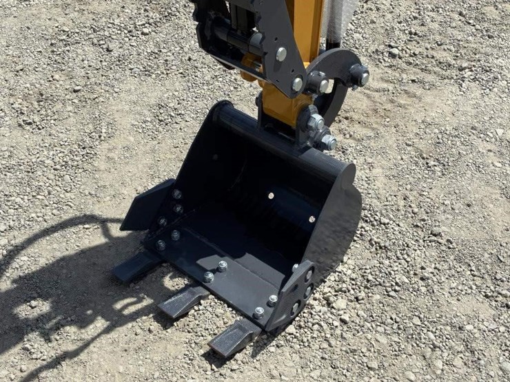 2025-sdlanch-sdle20-hydraulic-excavator-image-9
