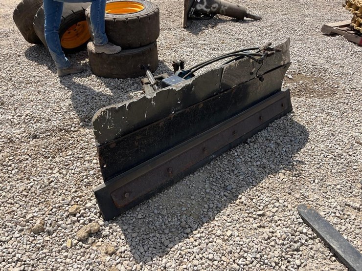 john-deere-72-image-3