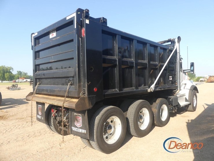 2024-kenworth-t880-image-2