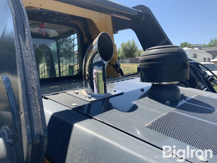2019-deere-333g-image-15