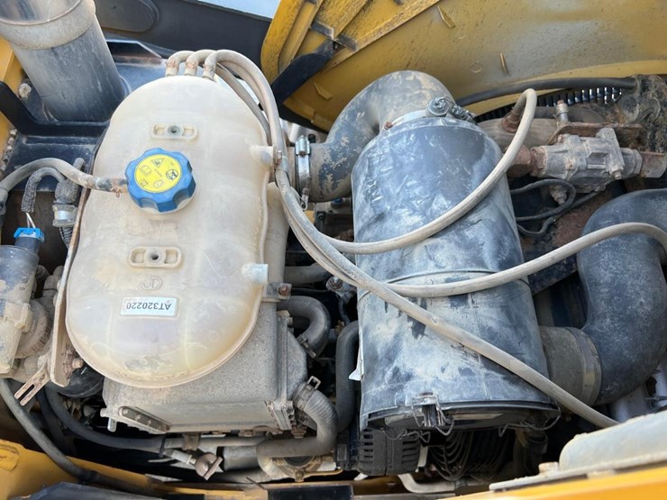 deere-310sj-image-24