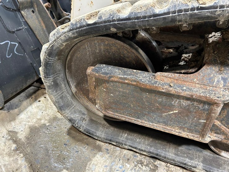 2016-bobcat-t550-image-13
