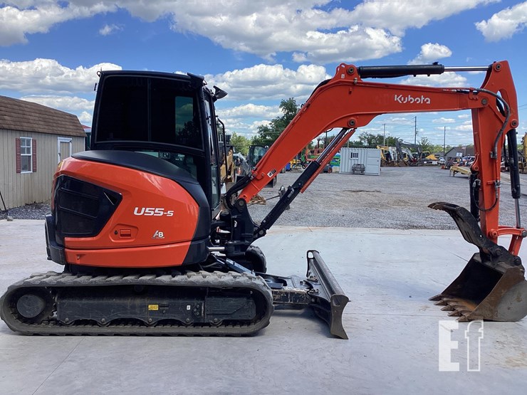 2022-kubota-u55-5-image-5
